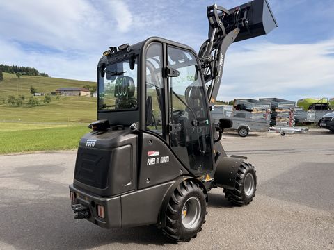 Toyo 826