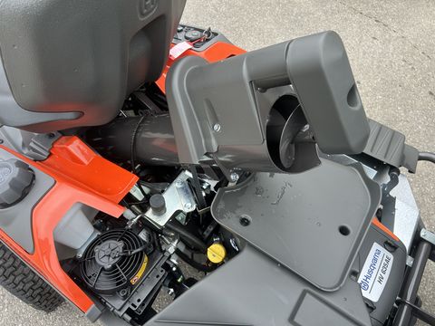 Husqvarna Rider RC 320 TS AWD
