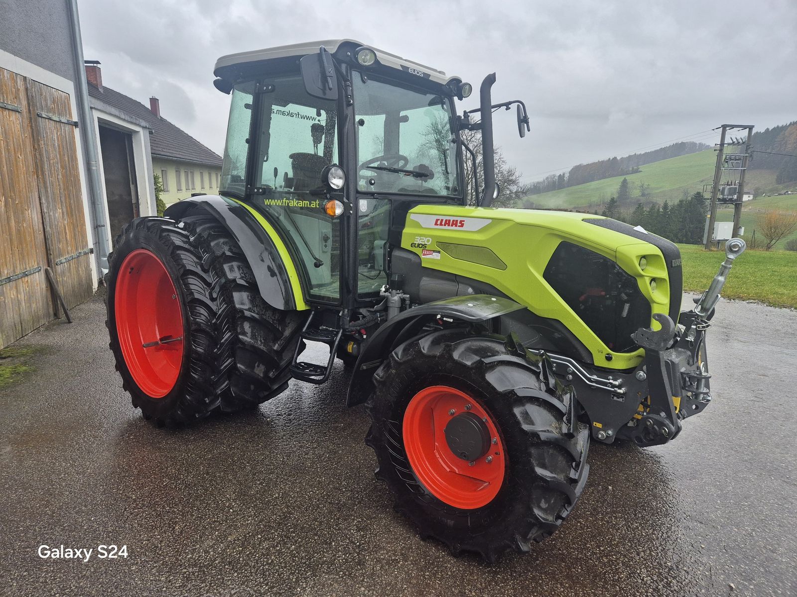 Claas Elios 320 3