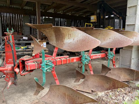 Kverneland 3-schariger Wendepflug mit Scheibensech und Düng