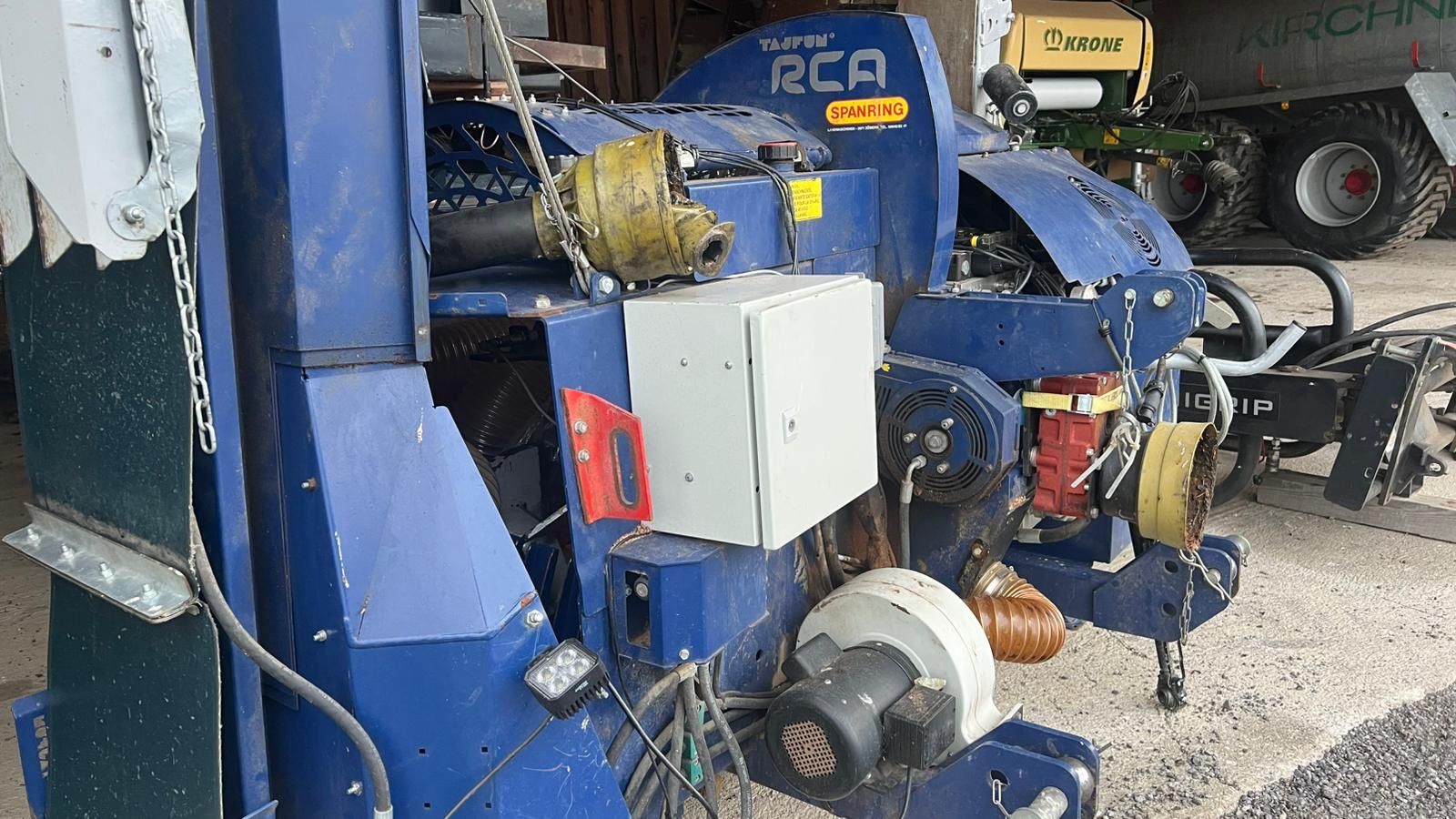 Tajfun Taifun Joy 400 mit 4m Förderband hydr. neuwertig 3