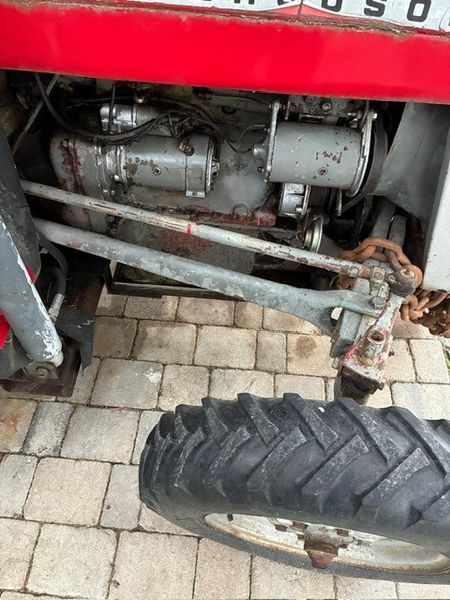 Massey Ferguson 135 2