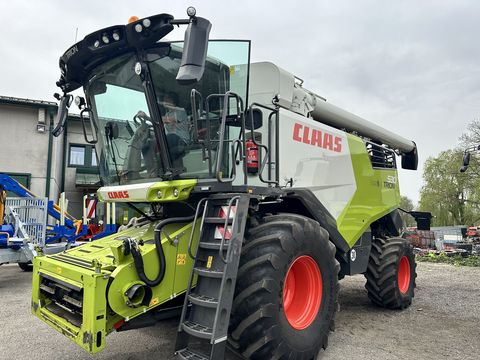 <strong>Claas Trion 530</strong><br />