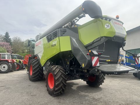 Claas Trion 530