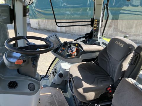 Claas Arion 640 CMATIC