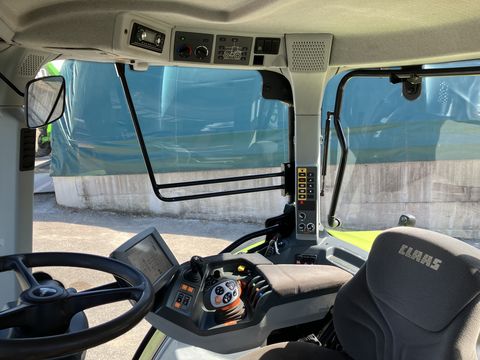 Claas Arion 640 CMATIC