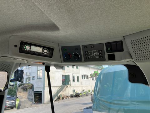 Claas Arion 640 CMATIC