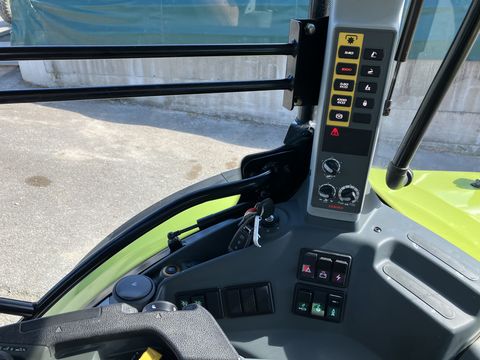 Claas Arion 640 CMATIC