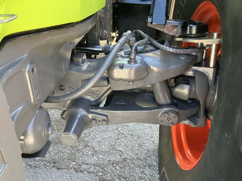 Claas Arion 640 CMATIC