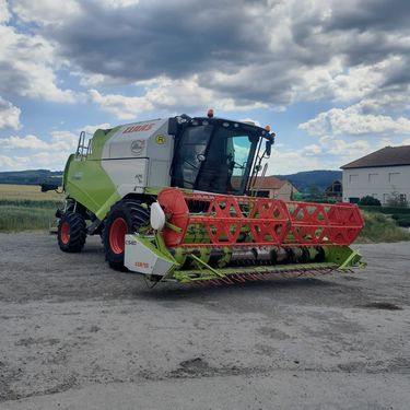 Claas Tucano 440