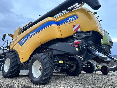 New Holland CX 7.90