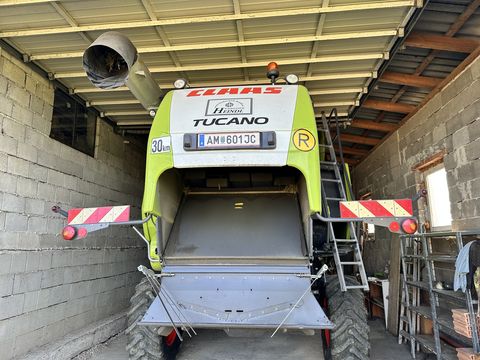 Claas Tucano 420