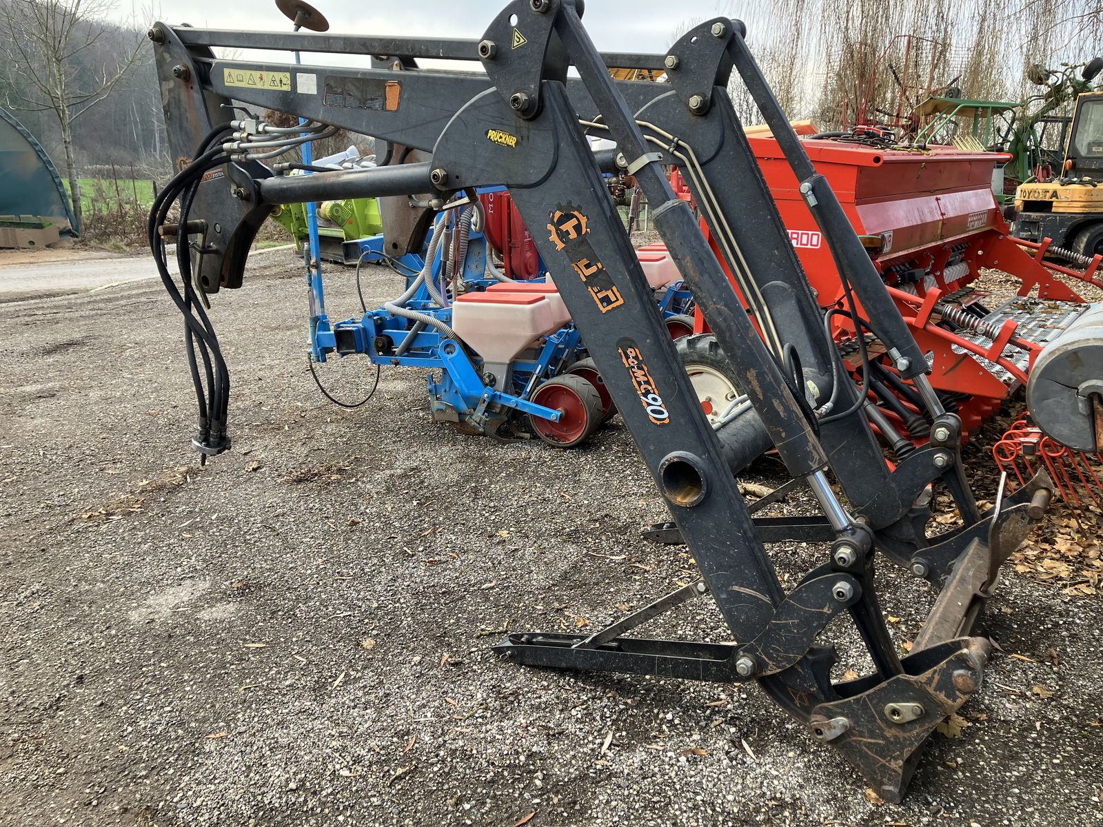 Hauer POM C 90 TOP BLOCK 1