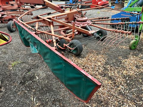 Kverneland Taarup 9065 S
