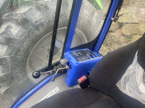 Iseki TM 3215