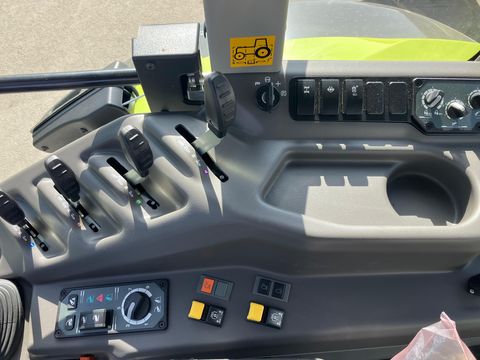 Claas Axos 3.105