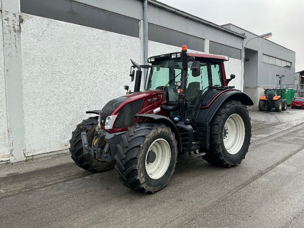 Valtra N 123 2