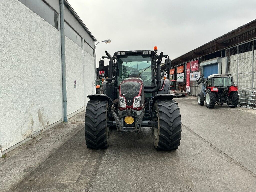 Valtra N 123 3