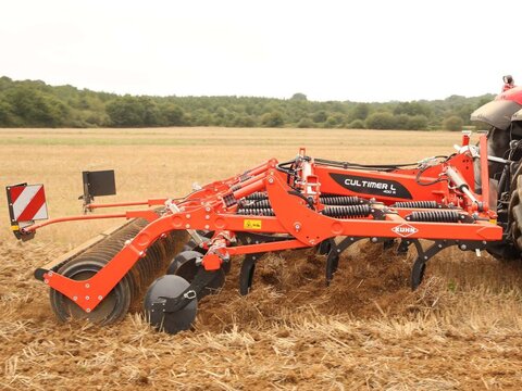 Kuhn Cultimer L 400 R NSM + T-Liner-Walze