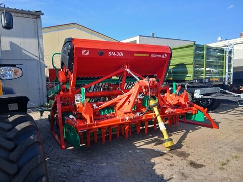 Agro-Masz ANA 30 + SN 301 - 24 Reihen