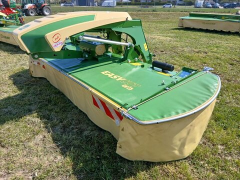 Krone Easy Cut F 320 Gen4 Pull Schwadschnecke!