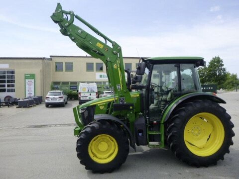 John Deere 5100 M