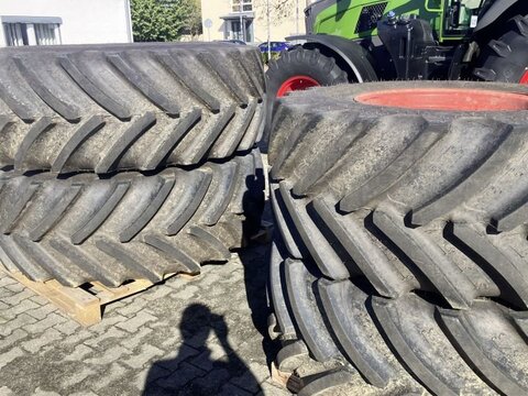 BKT VF 600/65 R28 + VF 650/75 R38