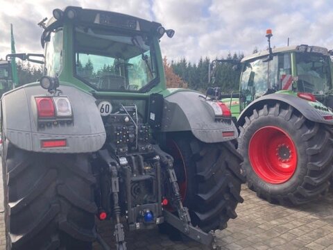 Fendt 824 VARIO SCR PROFI 3