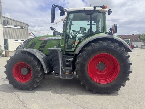Fendt 724 VARIO S4 PROFI PLUS