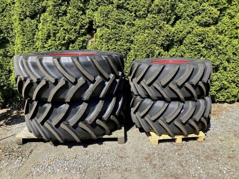 Fendt 540/65R24 140D MT + 600/65R38