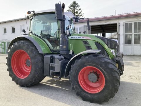 Fendt 718 VARIO S4 PROFI PLUS 2