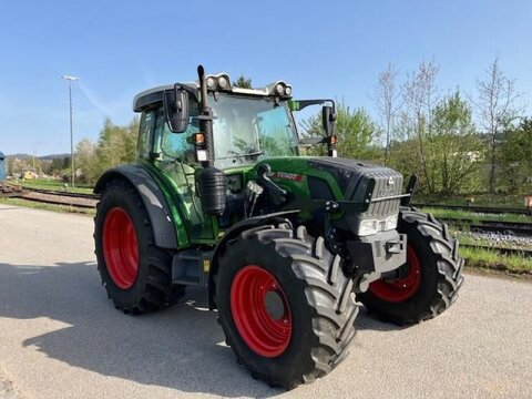 <strong>Fendt 207 VARIO S3</strong><br />