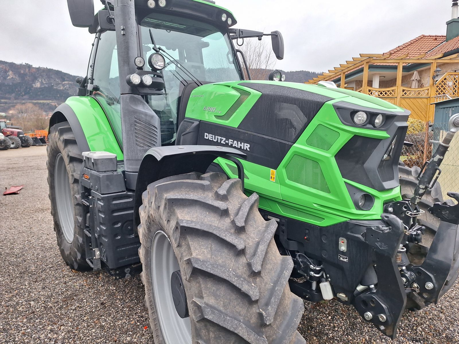 Deutz Fahr 6190 TTV (Stage V) 3