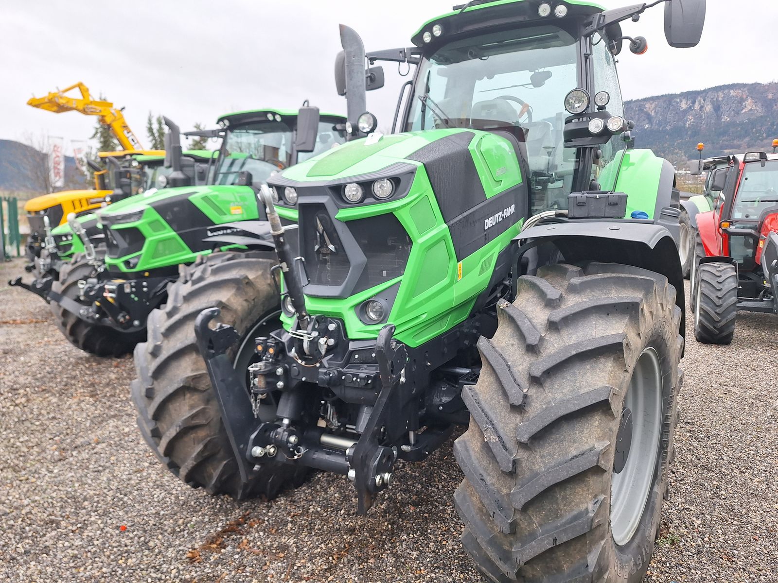 Deutz Fahr 6190 TTV (Stage V) 1