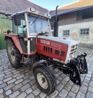Steyr 8070
