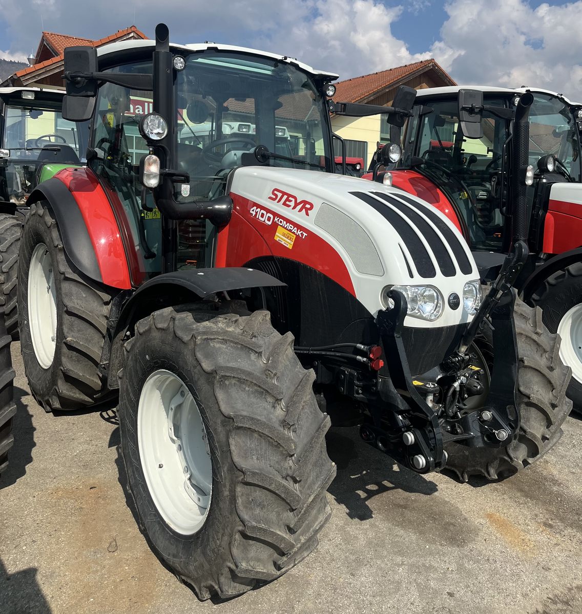 Steyr 4100 Kompakt (Stage V) 2