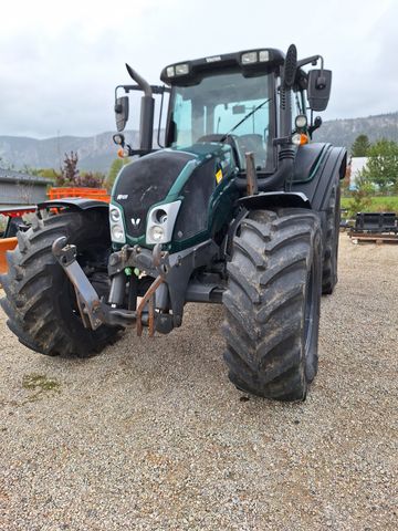 Valtra N 123 Direct