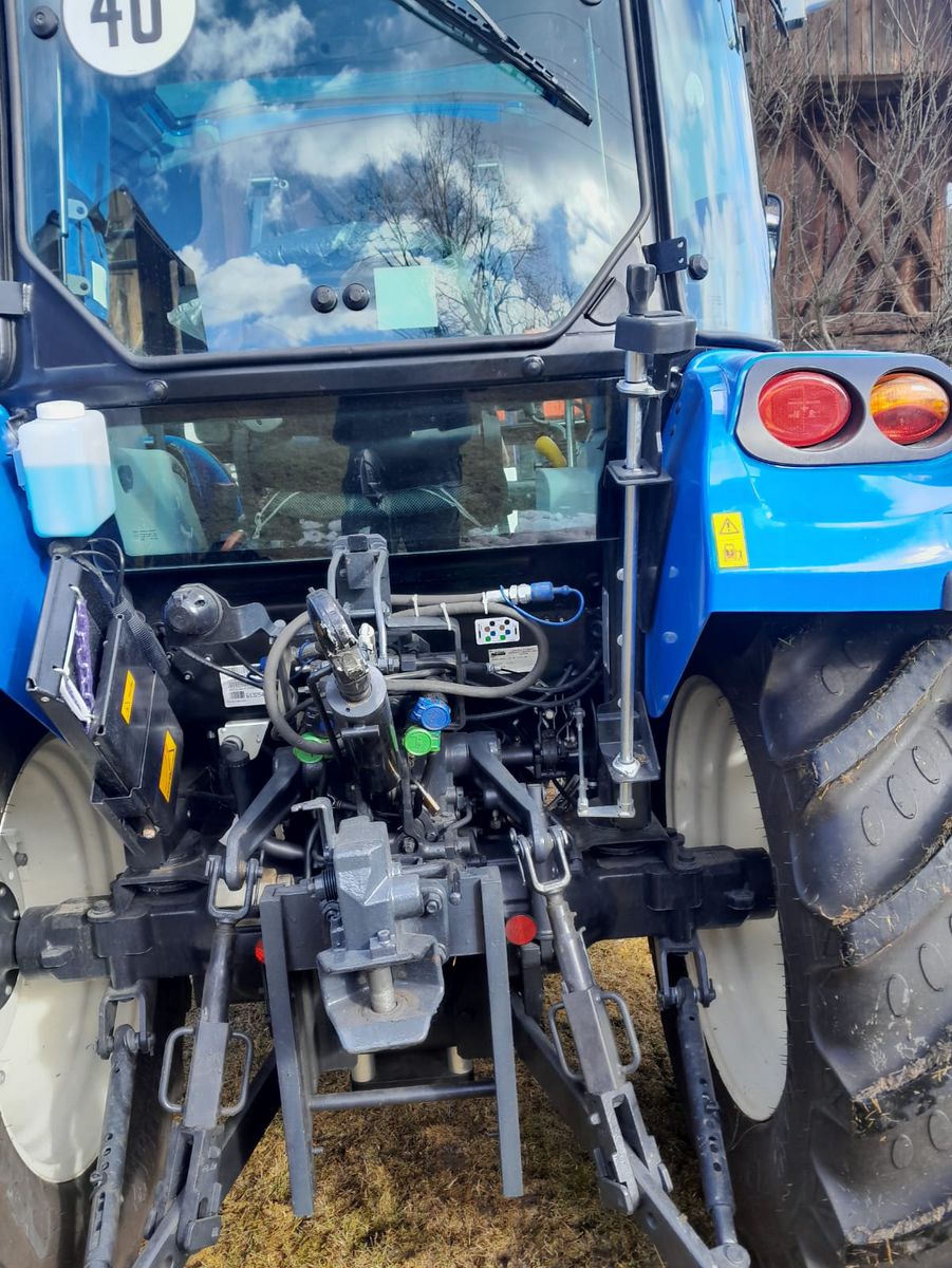 New Holland T4.75 2