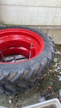 Alliance 270/95R42