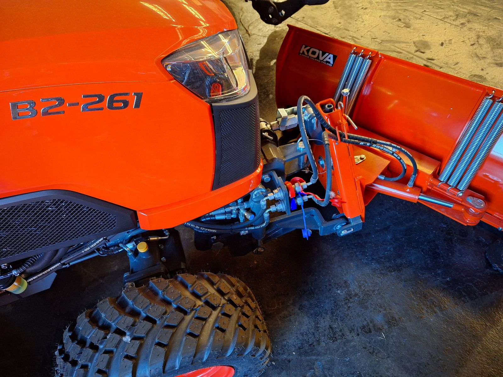 Kubota B2-261 Action Snow 3