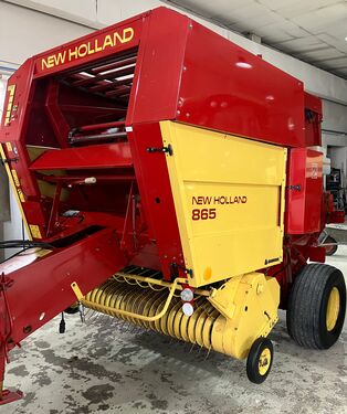 New Holland Rundballenpresse 865