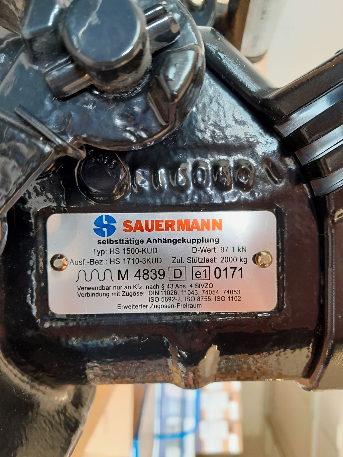 HS17103KU Anhängerkupplung 2