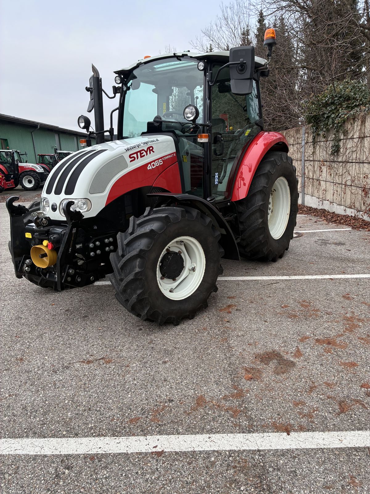 Steyr 4065 Kompakt S (Stage V) 1