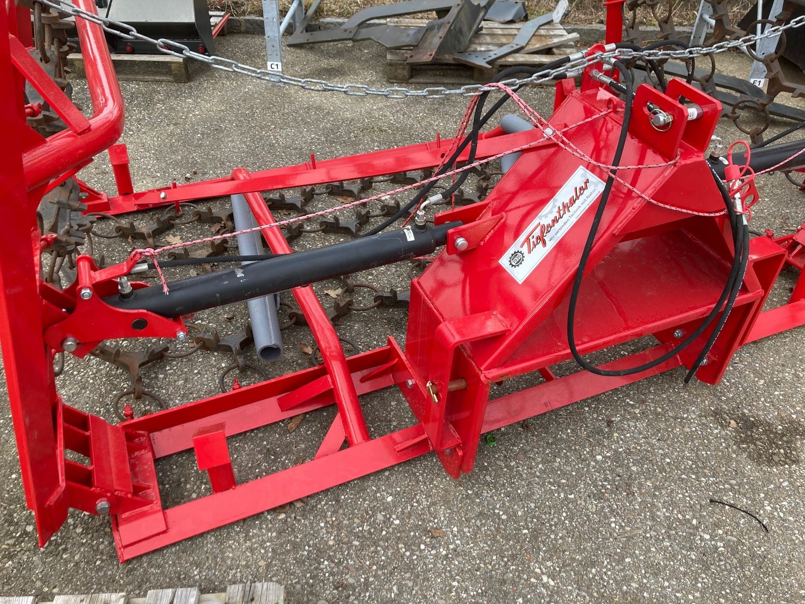 Stekro Wiesenegge 5m mit Striegl 2