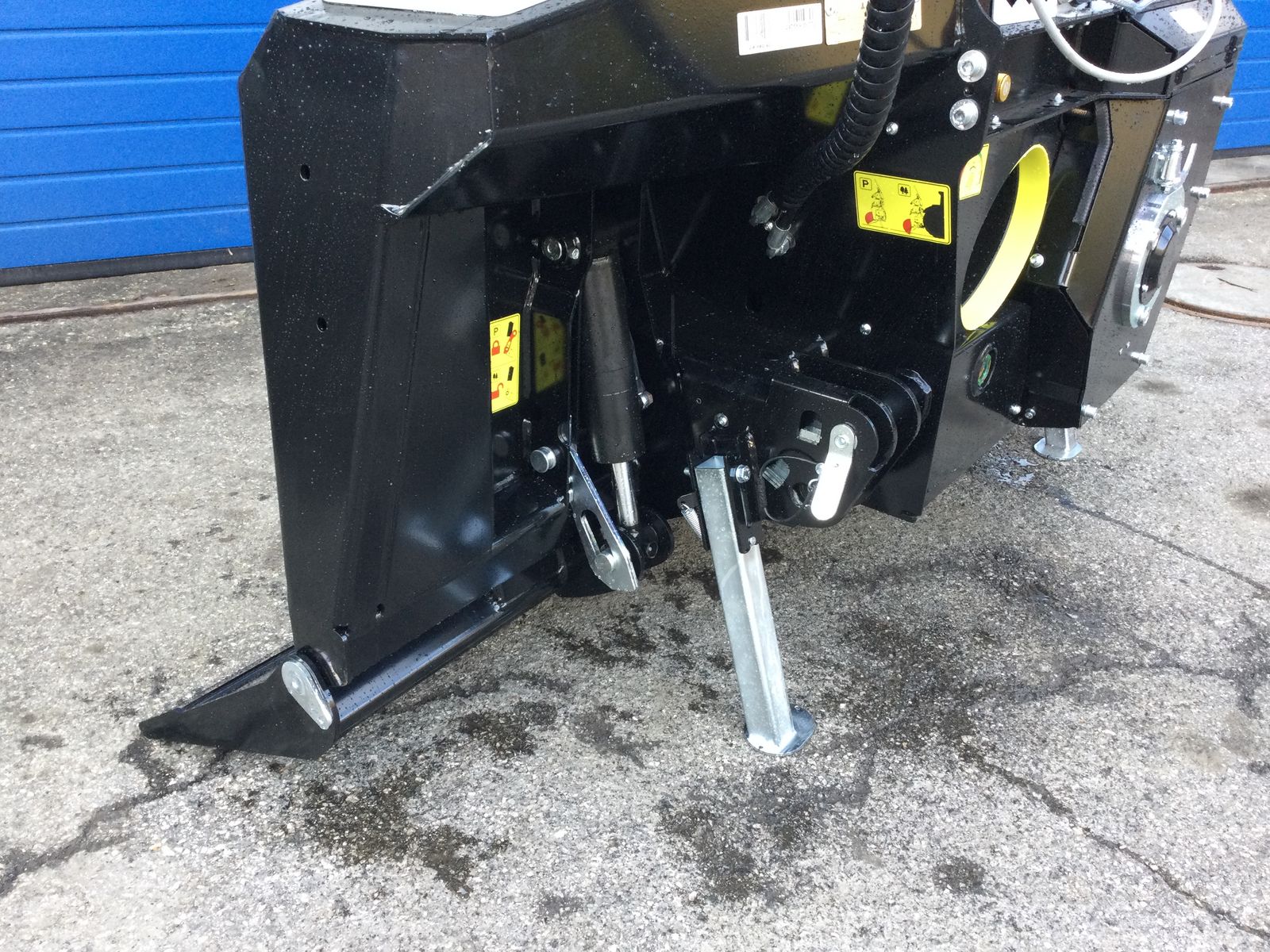 Tajfun VIP Pro 90 mit Hilfswinde 2