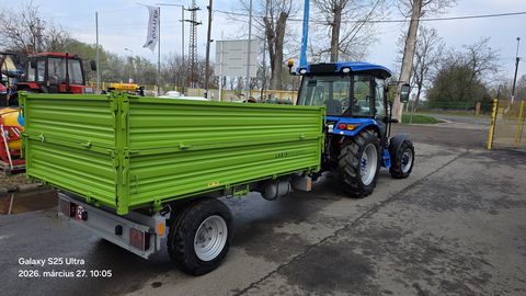 Solis Solis 50 Standard traktor Labin PV 3000 pótkocsi