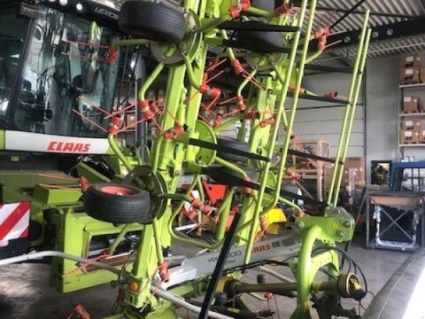 <strong>CLAAS Volto 1100</strong><br />