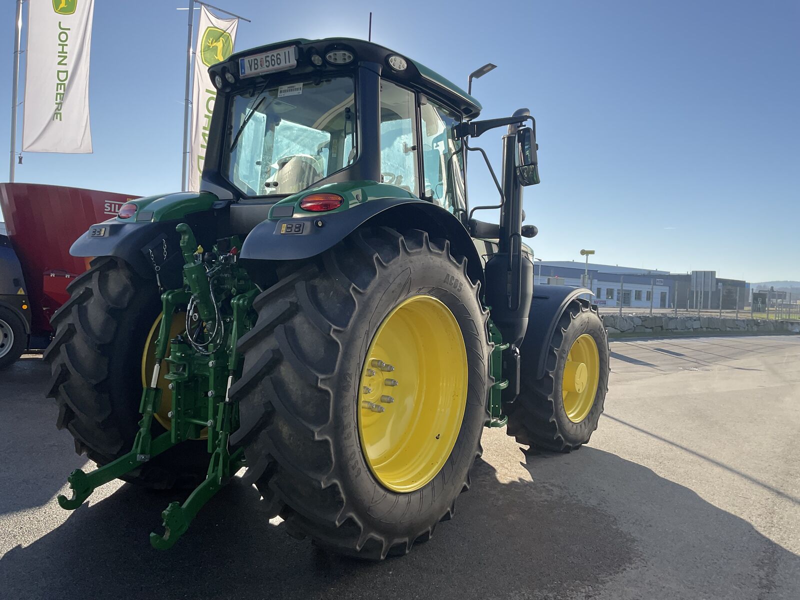 John Deere 6M 145 3