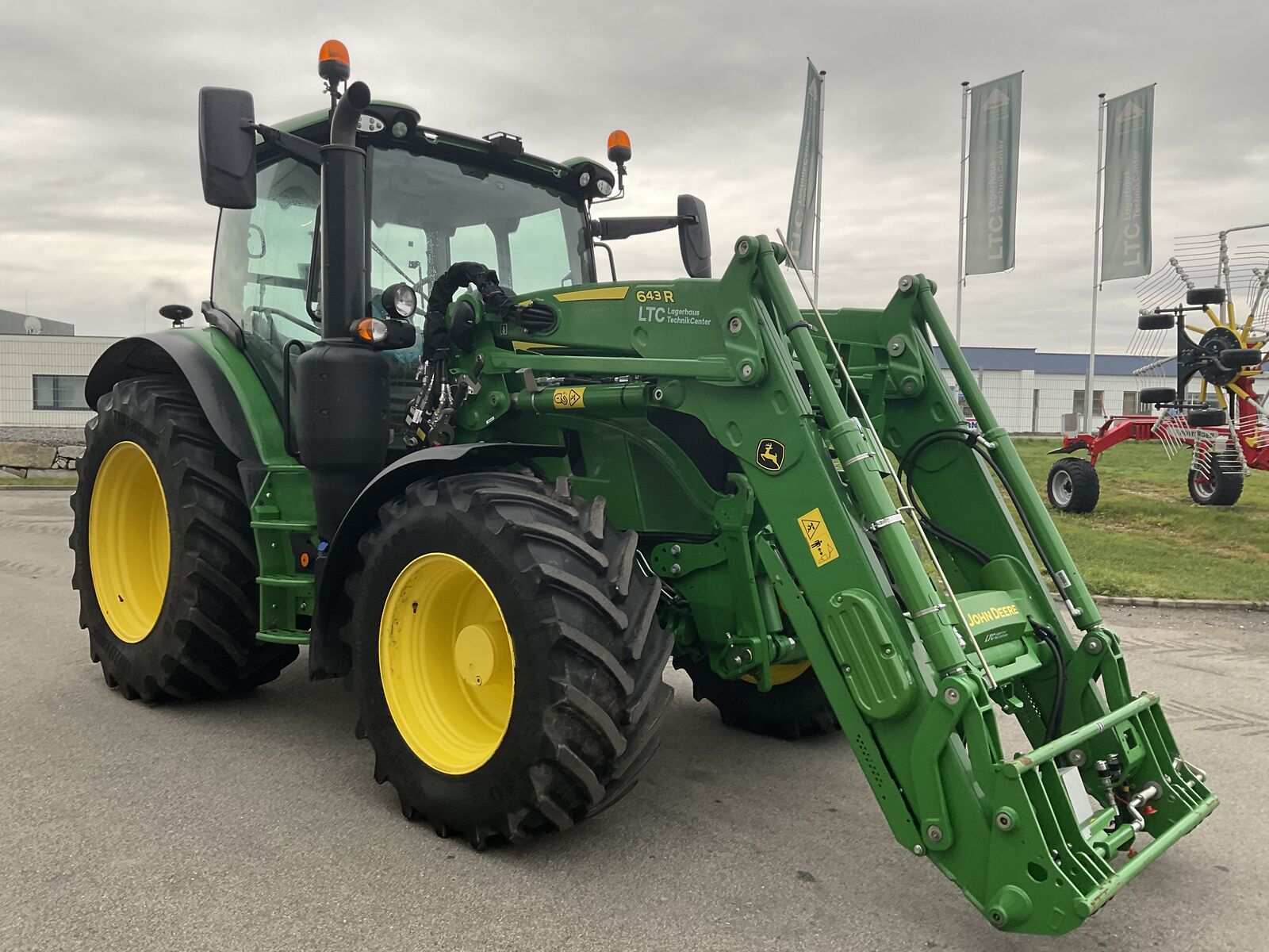 John Deere 6R 150 2