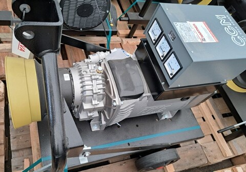 Hartner 15 T R L - R E Zapfwellengenerator 2